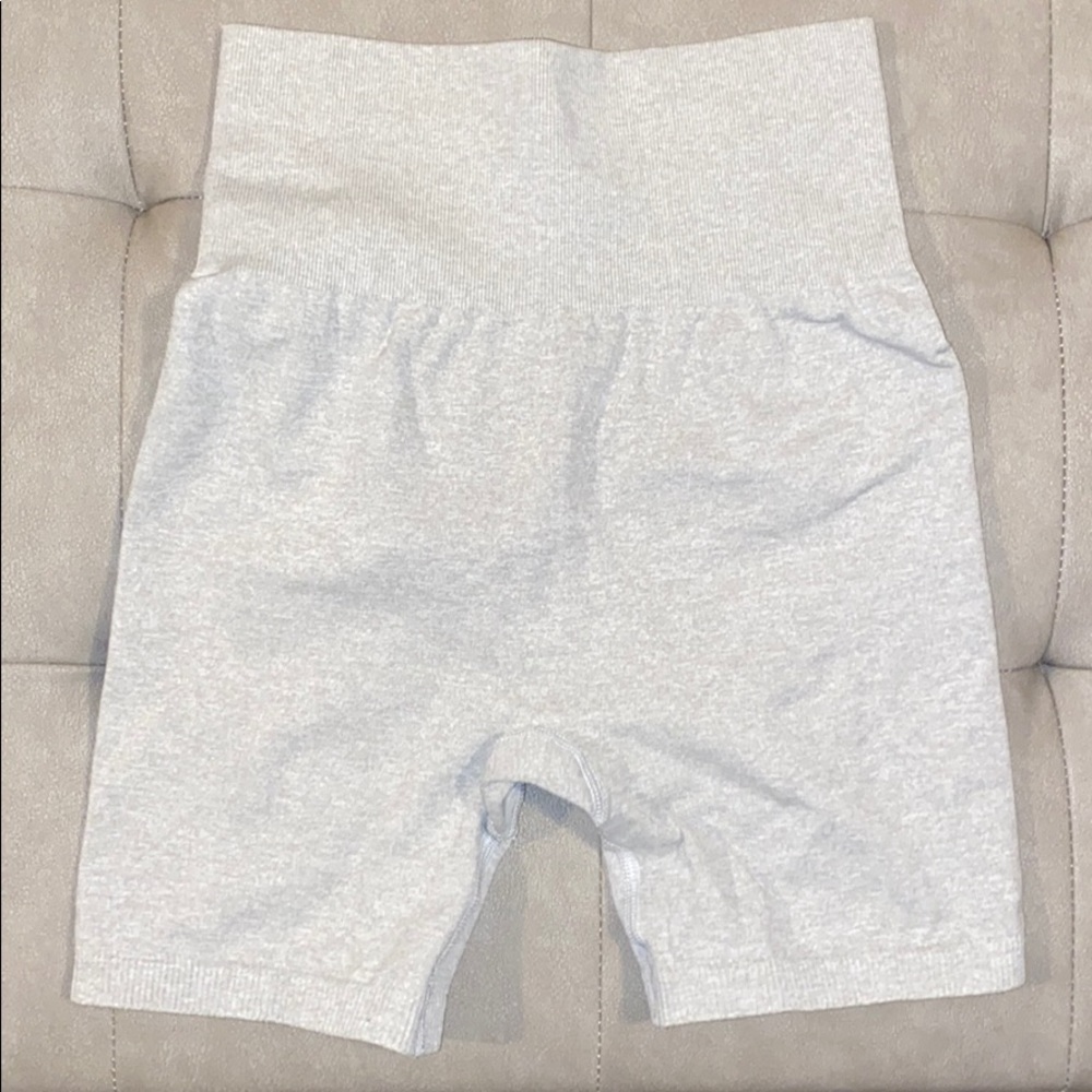 We Are TALA Hosta Shorts XS